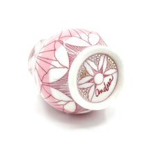 Load image into Gallery viewer, Cup 9.5 - Gold Luster Dots