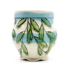 Load image into Gallery viewer, Cup 7.5oz - White Gold Luster Dots